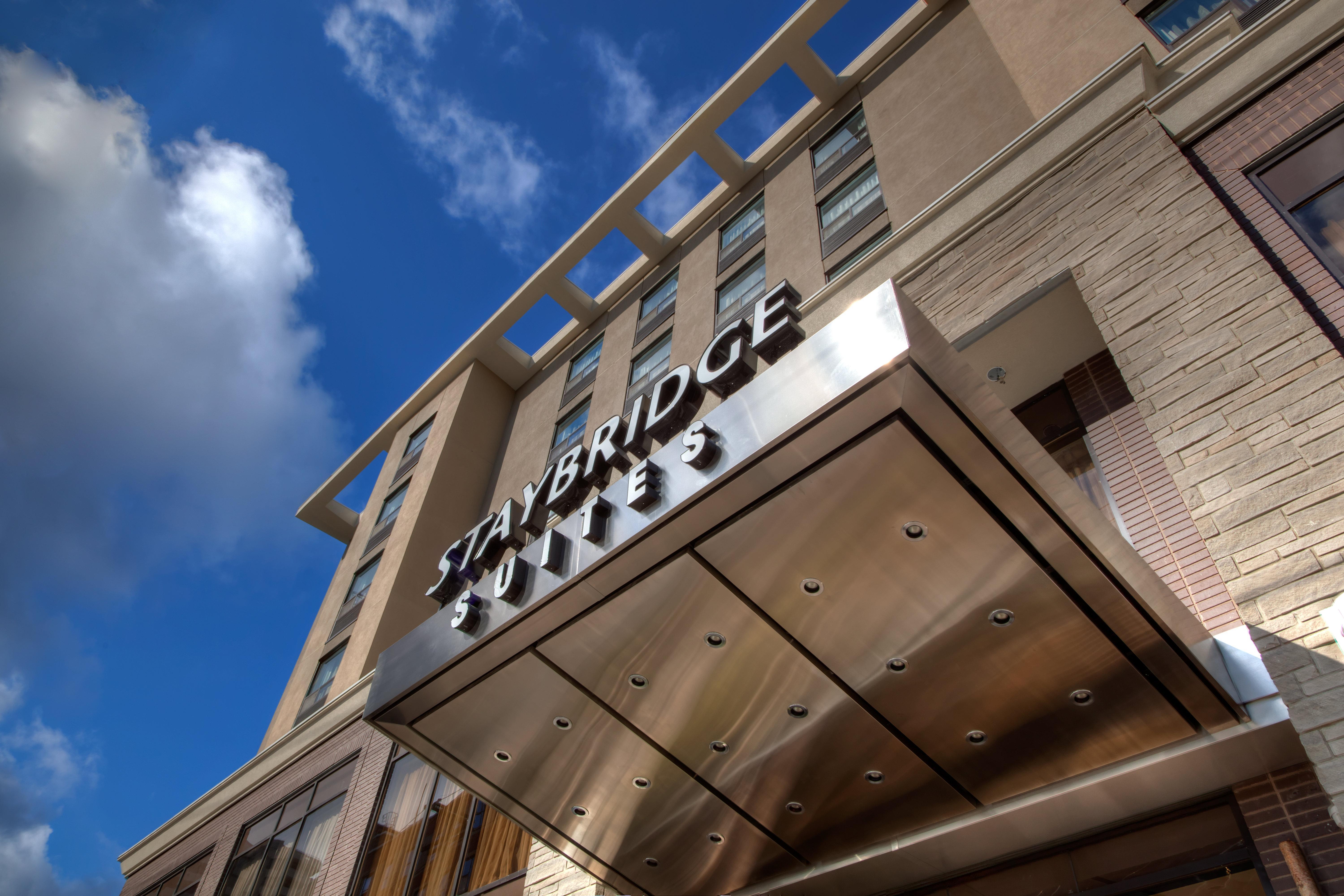 Staybridge Suites Hamilton - Downtown, An Ihg Hotel Ngoại thất bức ảnh